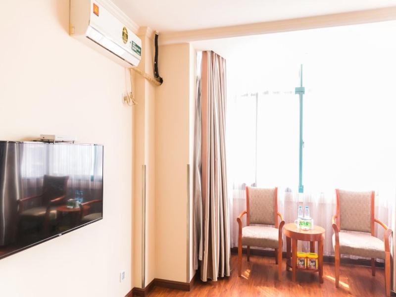 Greentree Inn Jiangsu Suzhou Kunshan High Speed Rail Station Hengshan Road Express Hotel Exterior foto